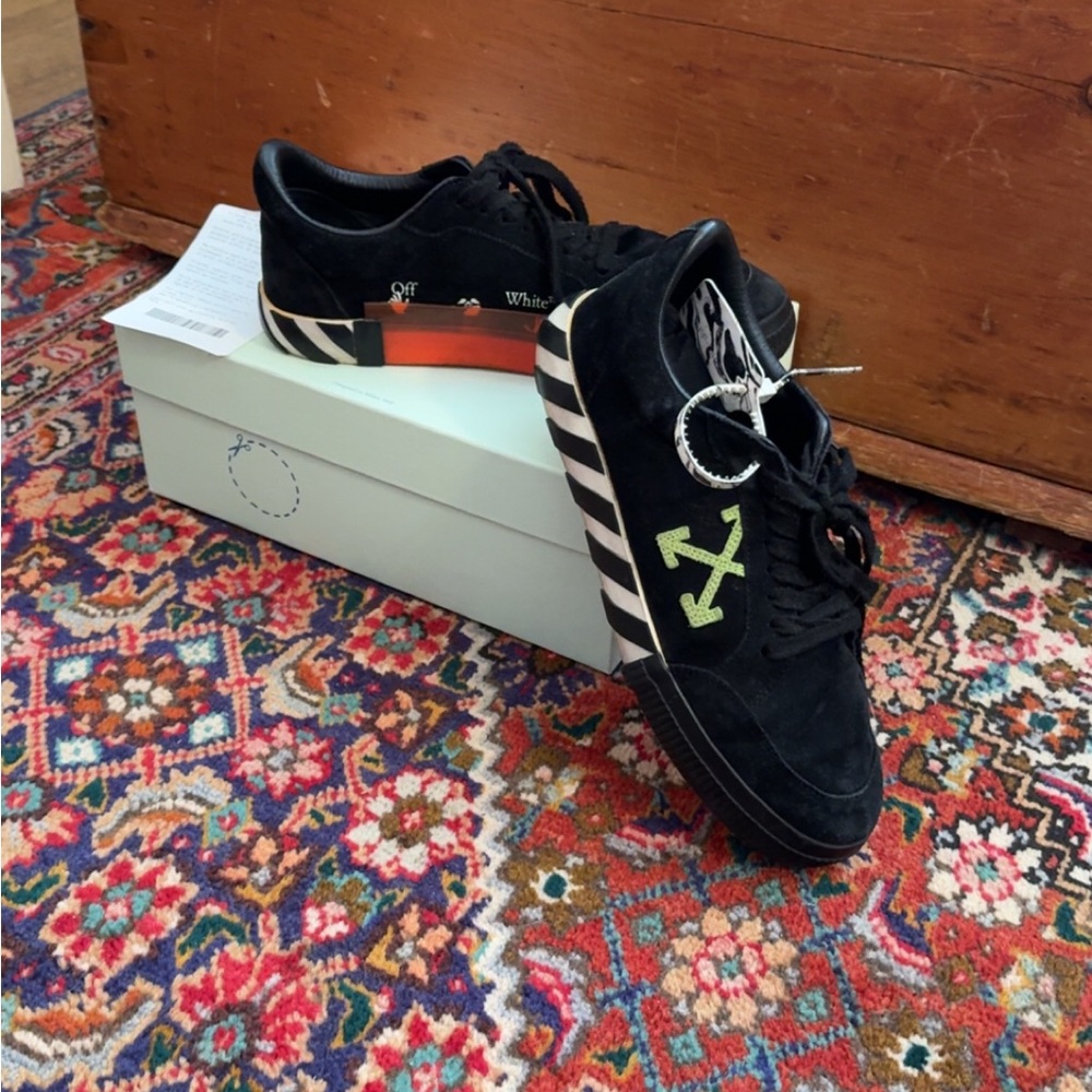 Off-White Sneakers